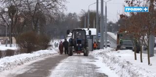"Запасов галита хватит на хорошую зиму". Как коммунальщики Гродно среагировали на смену погодных условий?
