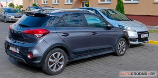 "Им суждено было поцеловаться". Казусное ДТП в Гродно: встретились два "близнеца"