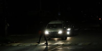 Штраф и даже лишение прав. Как в Беларуси могут наказать за моргание дальним светом