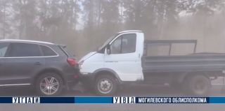Пылевая буря на одной из трасс в Беларуси спровоцировала массовое ДТП: пострадало 5 автомобилей
