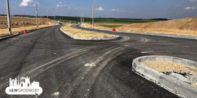Все дальше в поля: в Гродно строят две новые дороги