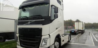 Вместо дизеля в баках оказалось масло. За такие фокусы литовские перевозчики могут лишиться тягачей