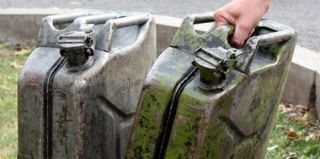 В Польше белорус воровал топливо на заправках. За три месяца – 7 краж. Как он попался?