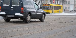 Без соли никак: чем будут посыпать дороги этой зимой