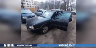 Хотел помочь завести машину, но попал в неприятность. Тот самый случай, когда стоило пройти мимо