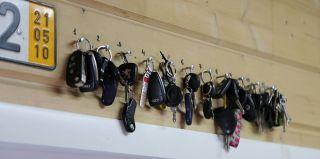 Можно ли оформить одну доверенность, чтобы купить авто за границей, использовать его, а потом продать?