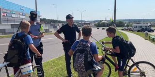 Участковые с инспекторами ГАИ вышли в рейд в Южный и Ольшанку. Все из-за сложной дорожной обстановки