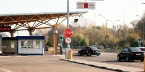 Двое брестчан предлагали за 250 евро пройти границу без очереди. Но как?