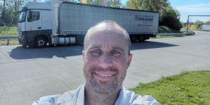 Священник из Гродно ушел в дальнобой, но не планирует "всю свою жизнь провести в кабине фуры"