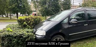 Как два автомобиля оказались на разделительной полосе? Подробности сегодняшнего ДТП на БЛК в Гродно