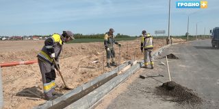 Дорожный трест в Гродно готовит себе кадры. Как молодые дорожники заступили на трудовую смену у Зарицы