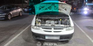 Мужчина купил авто в Казахстане, приехал на границу, а белорусские пограничники сообщили ему, что VIN подозрительный