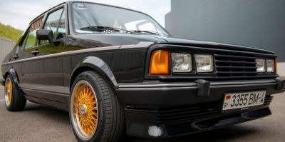 В Гродно есть Volkswagen Jetta 1983 года. Купили за $550, вложили еще 6 000. Владелец: "Для меня эта машина бесценна"