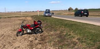 Причиной травм мотоциклиста стал сильный ветер. Мужчина в больнице