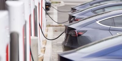 В США могут запретить продажу "электричек", чтобы не оставить людей без работы. Пока только в одном штате