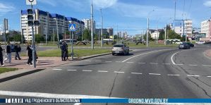 На кольце Космонавтов в Гродно произошло столкновение: велосипедист нарушил правила и пострадал