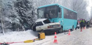 Смертельный выезд на встречку: подробности жуткого ДТП с автобусом в Полоцком районе