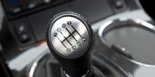 Сломал коробку за границей, поставил новую, а старую везу назад. Проблем на таможне не будет?