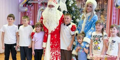 "Эмоции совершенно разные": автоклубы Гродно навестили Детский Дом в Лойках