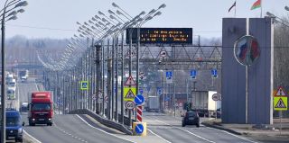 При составлении базы тунеядцев в Беларуси учтут данные из России. Въехать по-тихому не получится