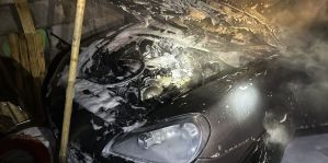 В Коробчицах сгорел Porsche Cayenne