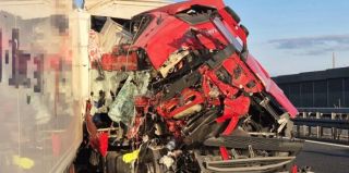 В Германии фура врезалась в затор, погиб белорус