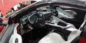 Что делать, если электромобиль столкнулся с водной стихией