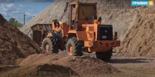 В Гродно уже заготавливают песчано-солевую смесь для дорог