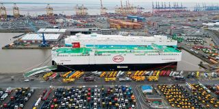 Cудно китайского производителя BYD впервые доставило в Европу 7000 электромобилей