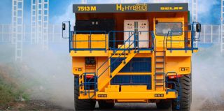 «БелАЗ» показал водородный самосвал и гусеничный экскаватор