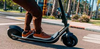 С 1 сентября в Беларуси заработают обновлённые ПДД. Спешиваться велосипедистам и самокатчикам все же придётся