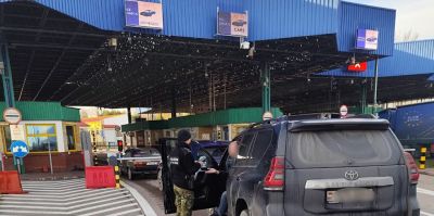 Польша подвела итоги месяца работы пунктов пропуска Кузница и Бобровники: 23 человека не впустили в страну